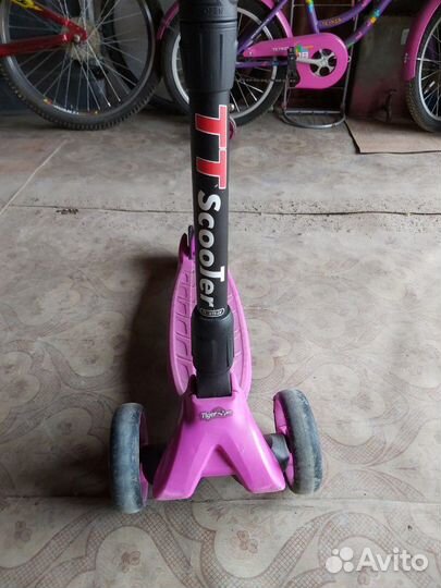 Детский самокат трёхколёсный TT scooter