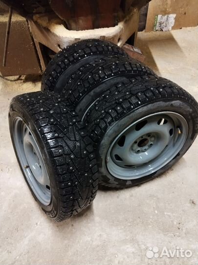 Pirelli Ice Zero 185/55 R15