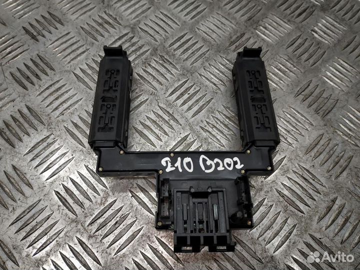 Блок управления стеклоподъемниками Mercedes-Benz