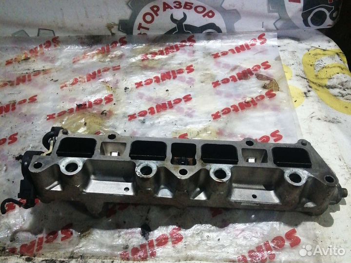 Топливная рампа Volkswagen Golf 5, 1.4, BLG