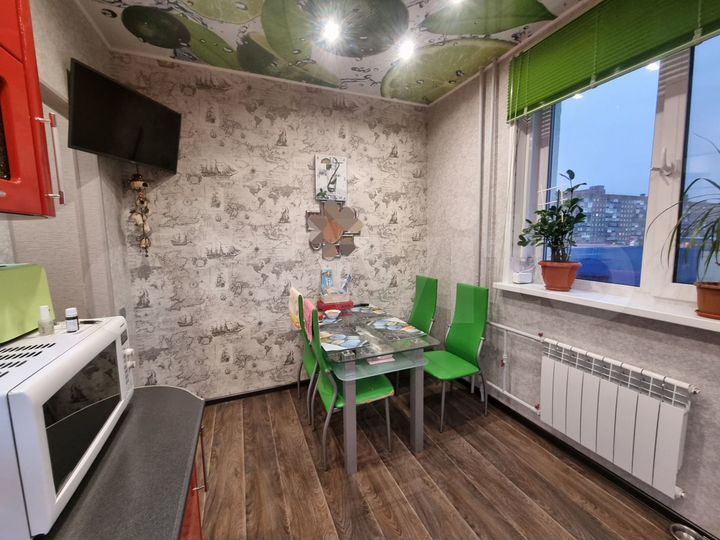 4-к. квартира, 81 м², 2/9 эт.