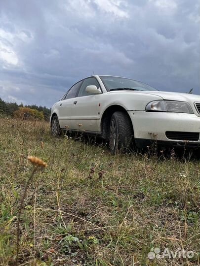 Audi A4 1.8 МТ, 1996, 297 000 км