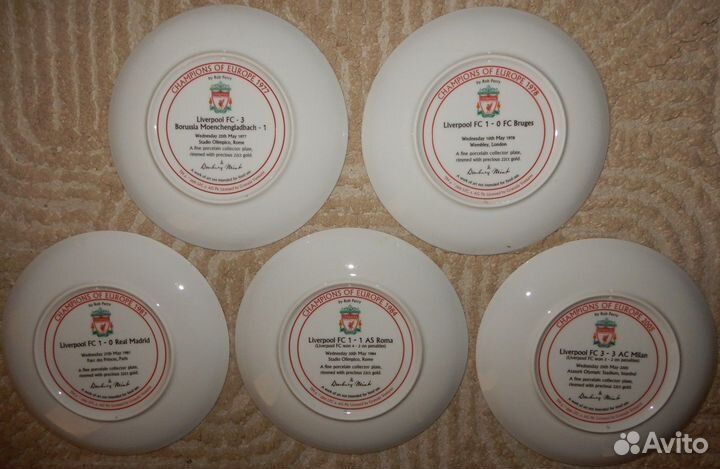 Тарелка сувенирная коллекционная Ливерпуль