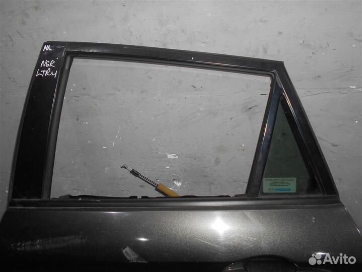 Стекло двери задней левой от Mazda Mazda 3 (BL) 2