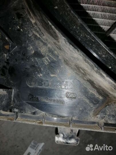 Диффузор радиатора Mercedes A0999061800