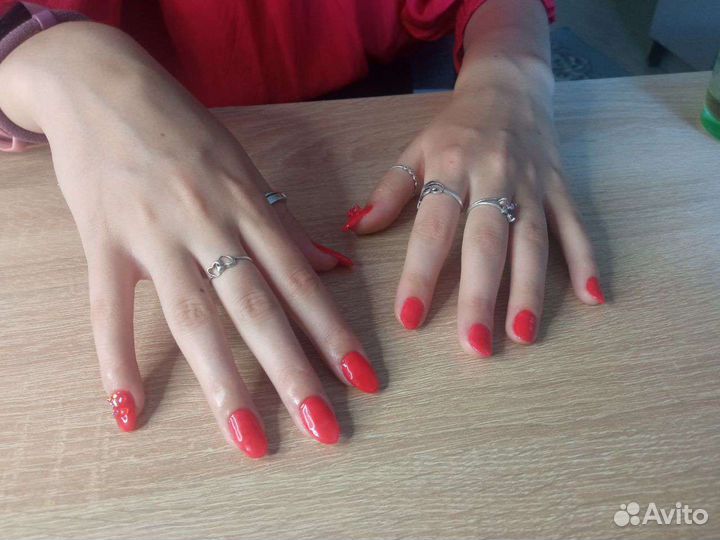 Маникюр, наращивание ногтей