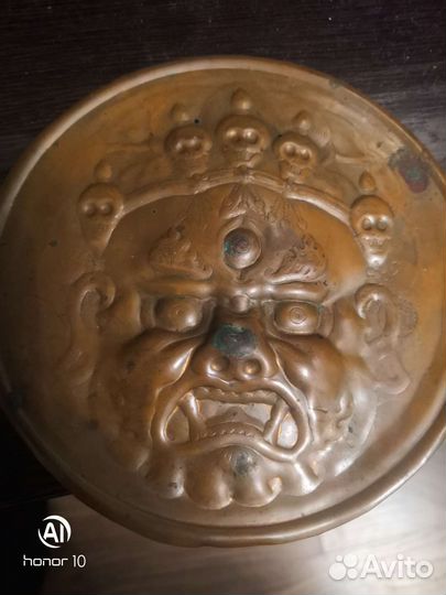 Панно чеканка