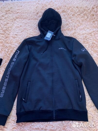 Мужской спортивный костюм на флисе nike