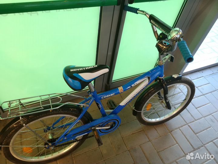 Велосипед novatrack cosmic. Колеса 20 дюймов