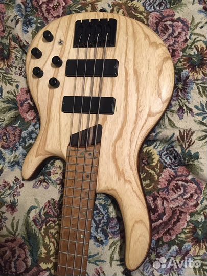 Бас гитара Cort B4