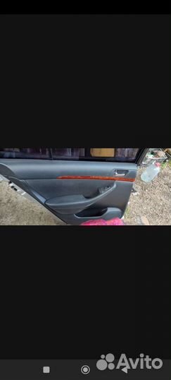 Avensis 2 в разбор