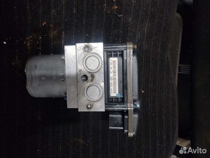 Блок ABS ABR Mercedes W211 W219 A2114312812