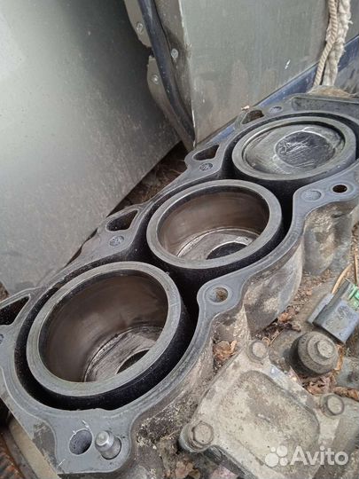 Блок цилиндров Ниссан Глория 2.5