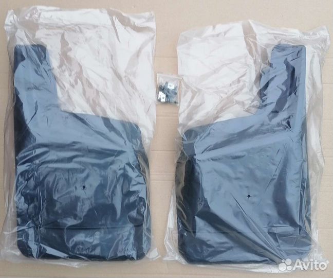 Новые брызговики (комплект) для Hummer H2