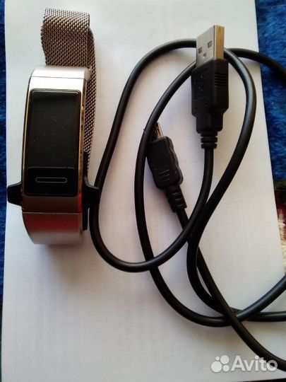 Фитнес браслет