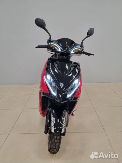 Скутер Мотомир Spark 125 куб(по документам 49.9)