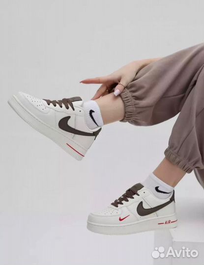 Кроссовки nike женские