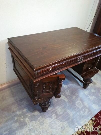 Стол старинный письменный