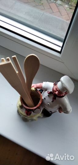 Статуэтка- повар, держатель для столовых приборов