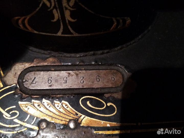 Антикварная швейная машинка Anker Werke