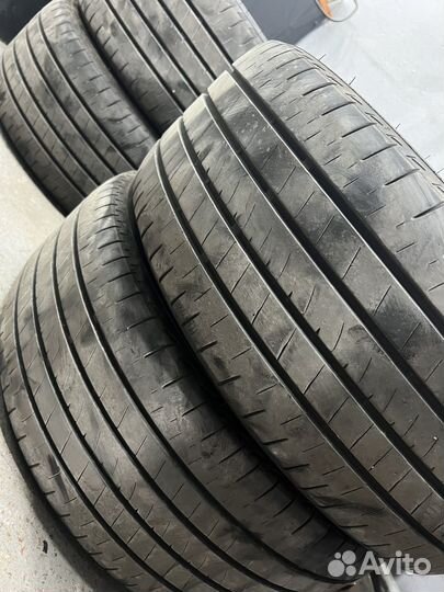 Bridgestone Alenza 001 235/45 R18