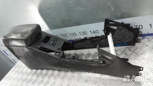 Подлокотник центральный toyota RAV 4 ZSA3 (6UK18IX