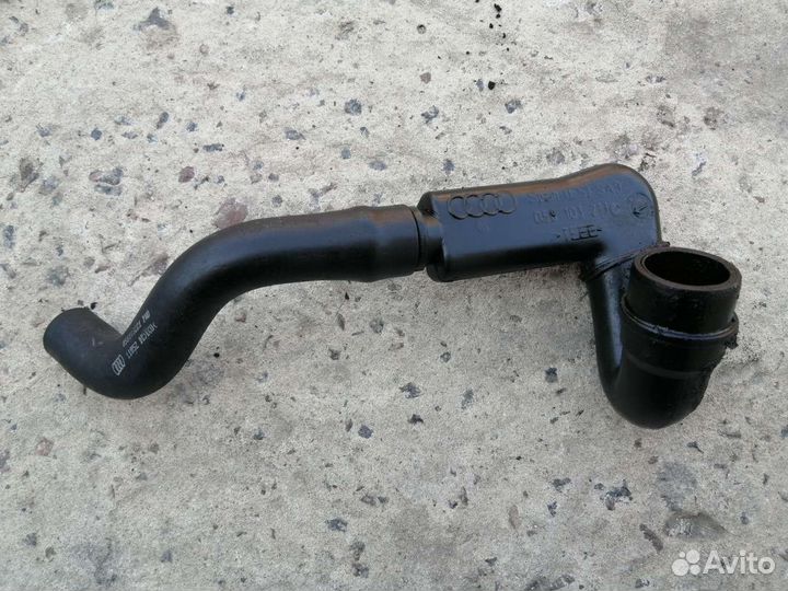 Патрубок шланг Пассат б5 ауди А4Б5 1.8 ADR