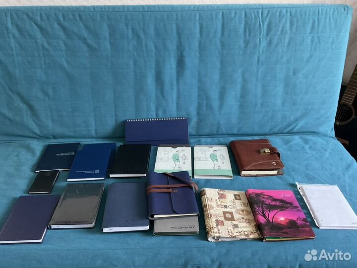 Ежедневники и телефонные книжки