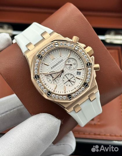 Женские часы Audemars Piguet Royal Oak