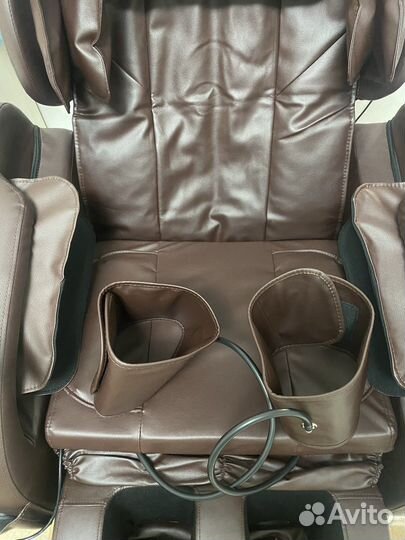 Массажное кресло AUX