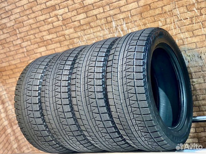 Bridgestone Blizzak Revo GZ 225/55 R17