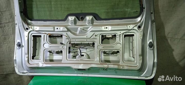 Крышка багажника Opel Meriva A