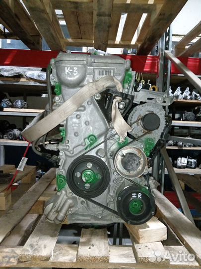 Двигатель Toyota Corolla avensis 1zr 2zr