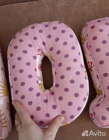 Подушка с именем буквы