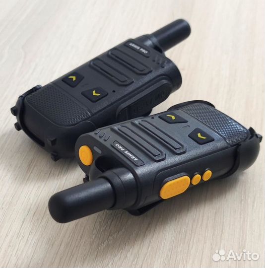 Рация радиостанция с гарнитурой наушником