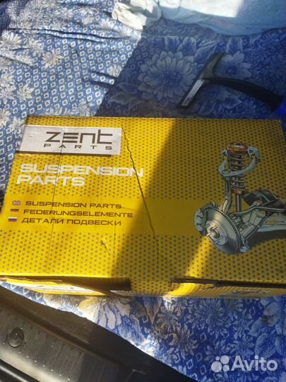 Подушка двигателя правая Toyota Corolla 120