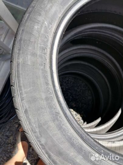 Roadstone CP 672 225/55 R18