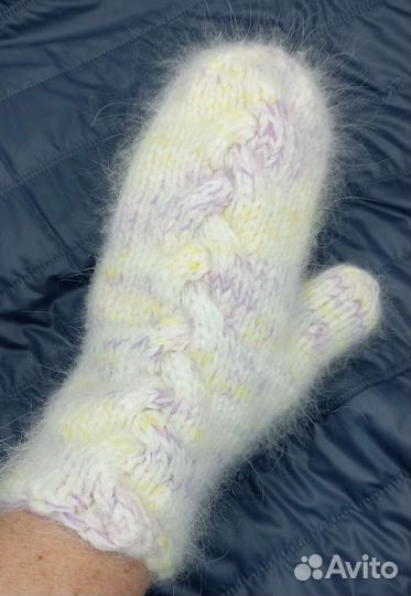 Вязаные варежки зимние