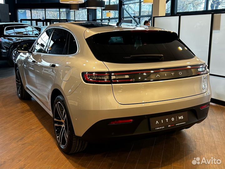 AITO M5 1.5 AT, 2023, 20 км