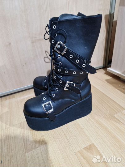 Ботинки черные на платформе