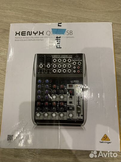 Микшерный пульт behringer Q1002USB