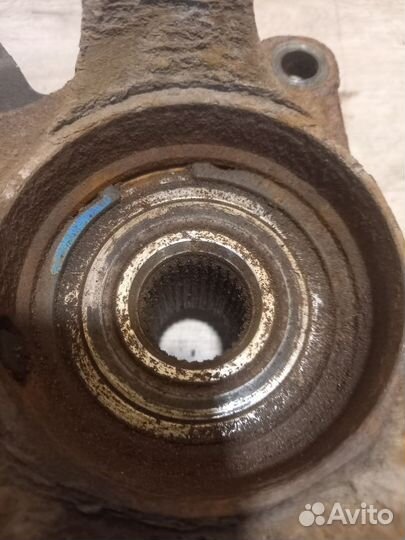 Кулак поворотный передний левый Kia Sportage 2