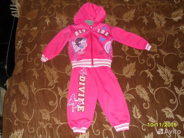 Костюмы для девочки новые. Турция