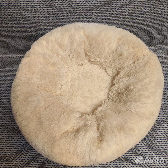 Лежанка для кошек и маленьких собак