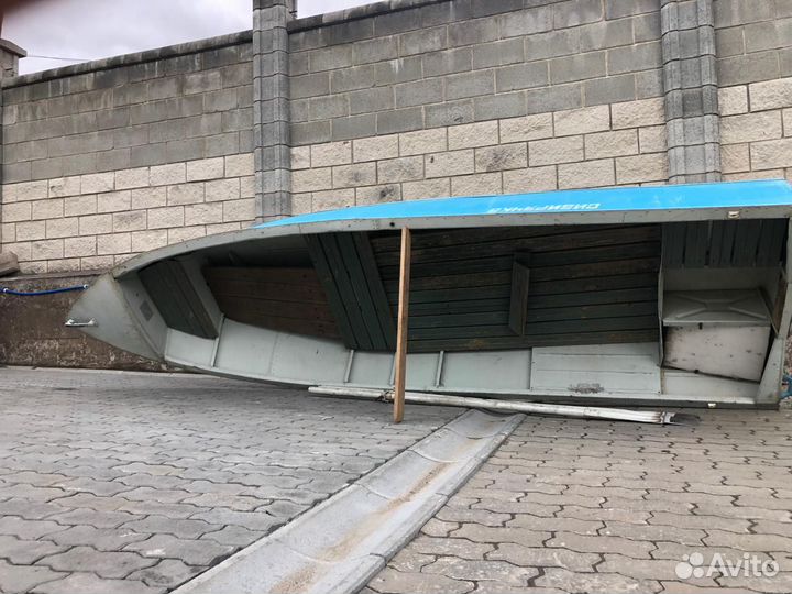 Алюминиевая лодка