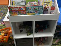 Шкаф детский для книг и игрушек Монтессори