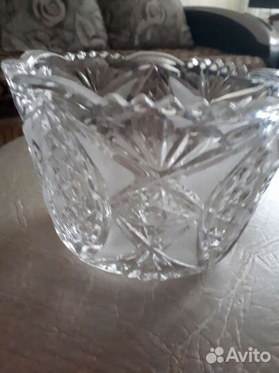 Хрустальная ваза
