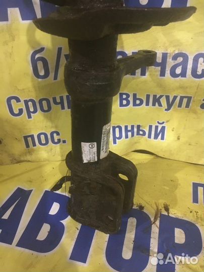 Стойка передняя левая LADA Priora