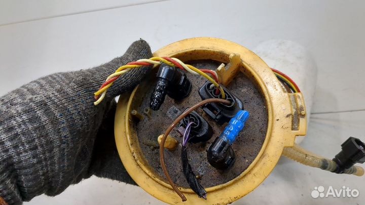 Насос топливный электрический Audi Q3, 2012