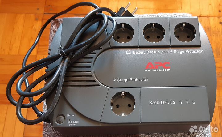 Ибп APC Back-UPS ES 525